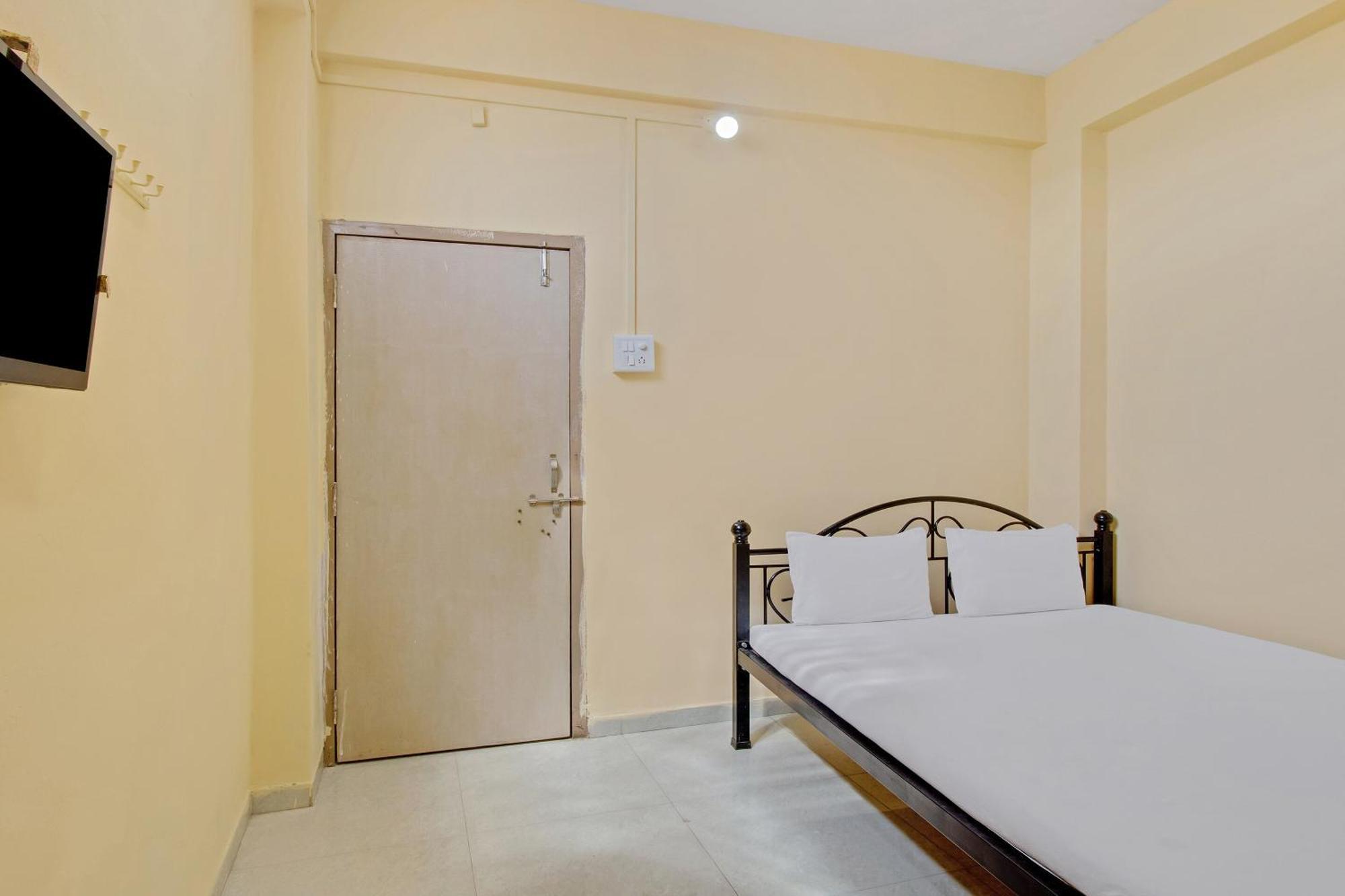 Hotel Spot On Sahara Yatri Niwas Kolhapur Zewnętrze zdjęcie